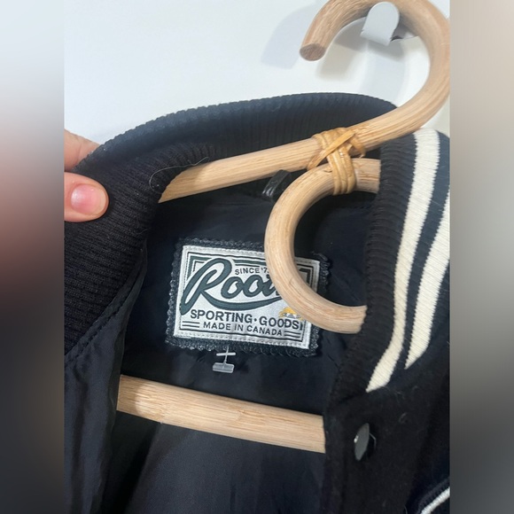 Roots Men's Letterman varsity leather wool jacket Jacket - Picture 7 of 9